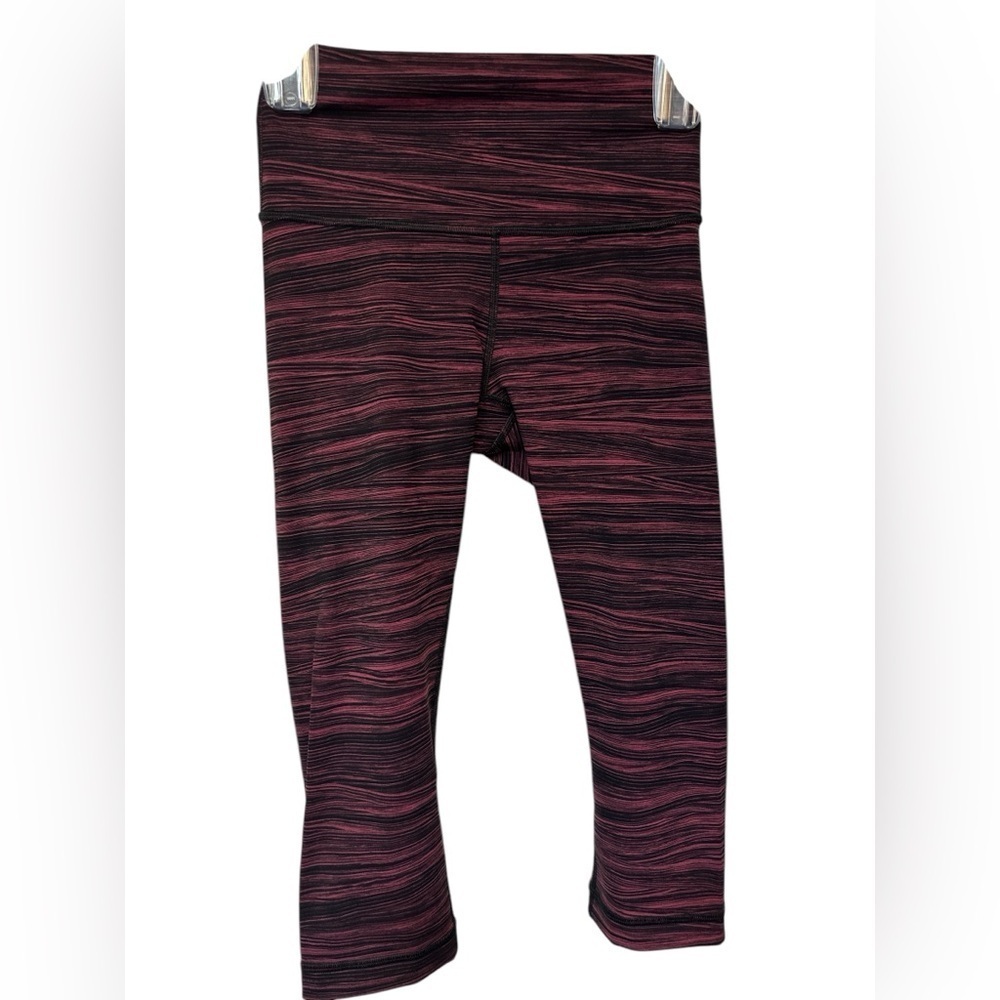 Lululemon Wunder Under Hi-Rise 1/2 Tight Full-On Luxtreme